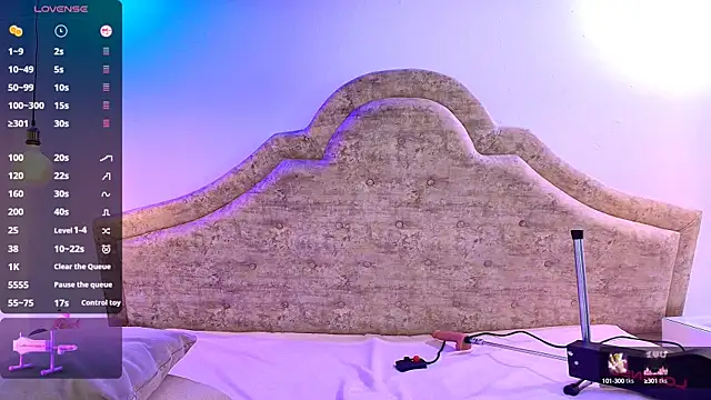 Victoria Adams14 online show from 8, 3, 2025