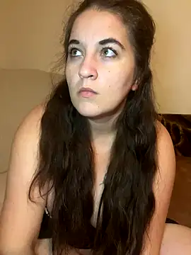 Snapshot of yzabell18 chatting on 15, 12, 2025 yzabell18 online show from 15, 12, 2025