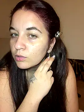 Snapshot of yzabell18 chatting on 22, 12, 2025 yzabell18 online show from 22, 12, 2025