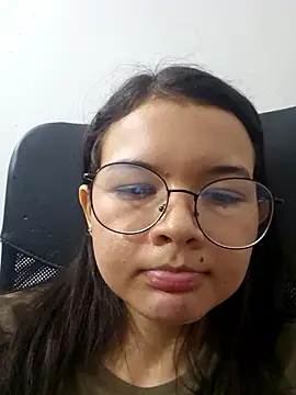 azumiichan online show from 1, 2, 2026