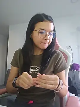 azumiichan online show from 23, 6, 2026