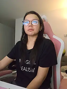 azumiichan online show from 2, 7, 2026