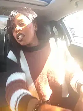 Snapshot of CamGirlLeanna chatting on 7, 3, 2025 CamGirlLeanna online show from 7, 3, 2025