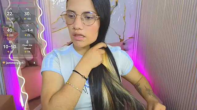 Chiara tay online show from 30, 4, 2026