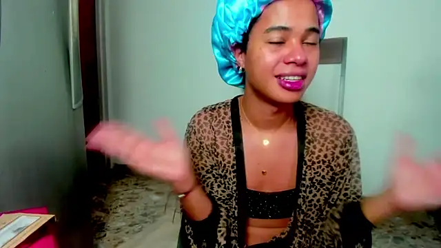 Snapshot of meghanSusexx chatting on 5, 12, 2025 meghanSusexx online show from 5, 12, 2025