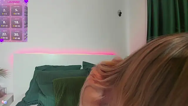 zoey marie online show from 16, 3, 2025