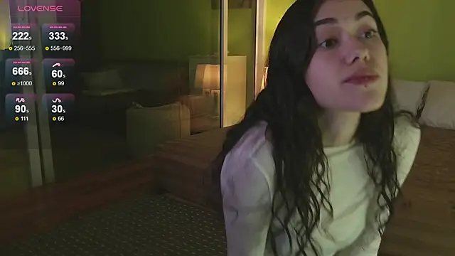 Snapshot of sadetuiningaa chatting on 19, 9, 2025 sadetuiningaa online show from 19, 9, 2025