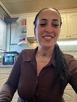 CarolaDrago online show from 7, 4, 2026