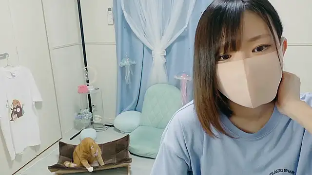 Snapshot of MEI--55 chatting on 26, 9, 2025 MEI--55 online show from 26, 9, 2025