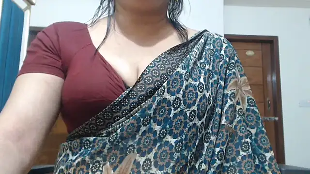 Snapshot of desi-maisa130 chatting on 22, 5, 2026 desi-maisa130 online show from 22, 5, 2026