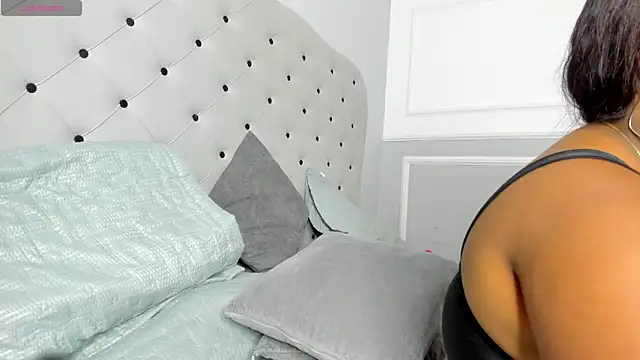 Yiseth 02 online show from 1, 2, 2025