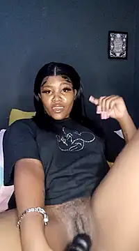 Snapshot of charmainexxx chatting on 14, 12, 2024 charmainexxx online show from 14, 12, 2024