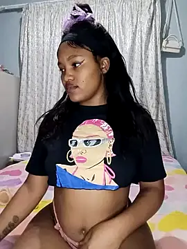 Snapshot of charmainexxx chatting on 12, 2, 2025 charmainexxx online show from 12, 2, 2025