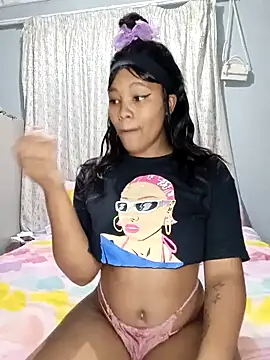 Snapshot of charmainexxx chatting on 13, 2, 2025 charmainexxx online show from 13, 2, 2025