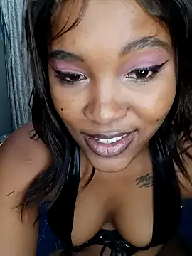 Snapshot of charmainexxx chatting on 22, 2, 2025 charmainexxx online show from 22, 2, 2025