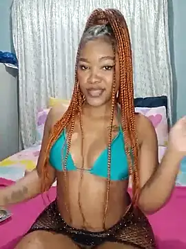 Snapshot of charmainexxx chatting on 10, 3, 2025 charmainexxx online show from 10, 3, 2025