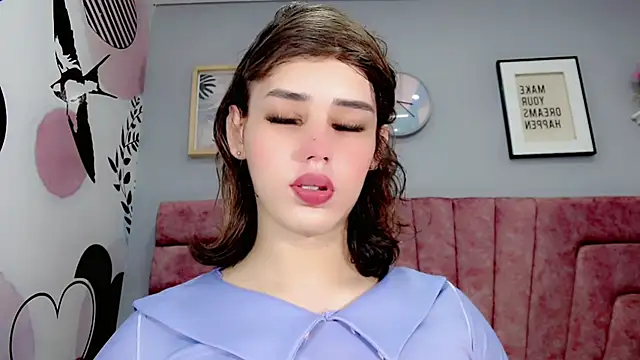 Snapshot of ValeriaAguilar chatting on 3, 12, 2024 ValeriaAguilar online show from 3, 12, 2024
