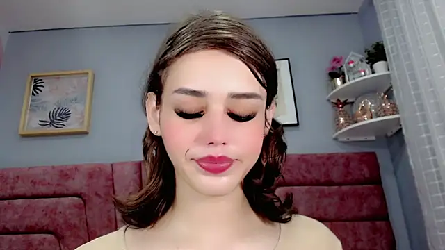 Snapshot of ValeriaAguilar chatting on 16, 12, 2024 ValeriaAguilar online show from 16, 12, 2024