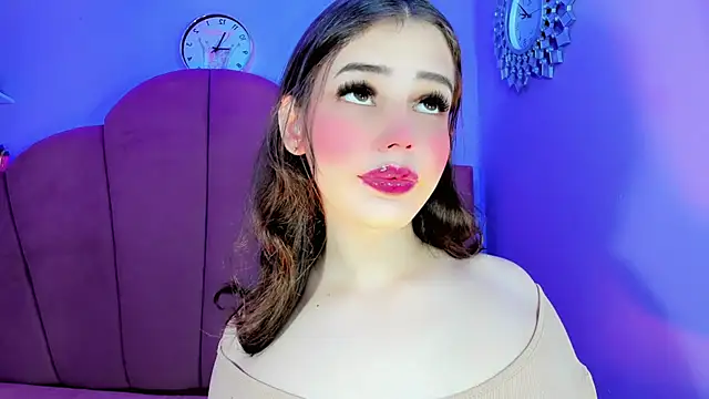 Snapshot of ValeriaAguilar chatting on 19, 9, 2025 ValeriaAguilar online show from 19, 9, 2025
