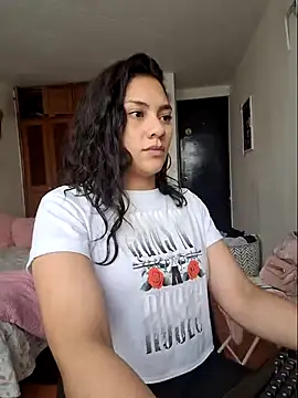 Thaliacooper  online show from 19, 12, 2024