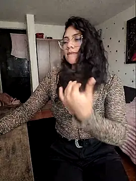Thaliacooper  online show from 21, 6, 2026