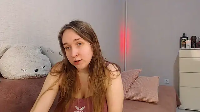 lovely hayley online show from 6, 2, 2025