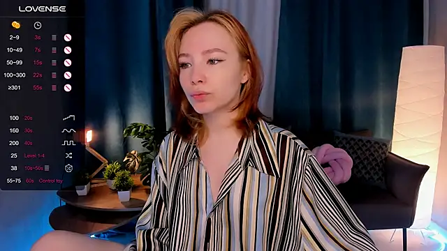 LanaBlu  online show from 3, 3, 2025