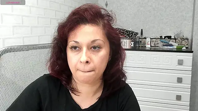 TeasyLana online show from 24, 11, 2025