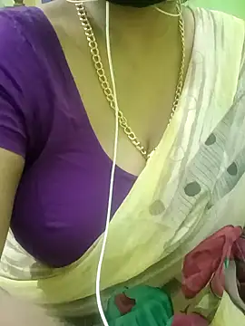 Snapshot of Aishu-tamil09 chatting on 3, 12, 2024 Aishu-tamil09 online show from 3, 12, 2024