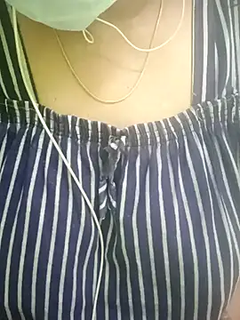 Snapshot of Aishu-tamil09 chatting on 23, 1, 2025 Aishu-tamil09 online show from 23, 1, 2025