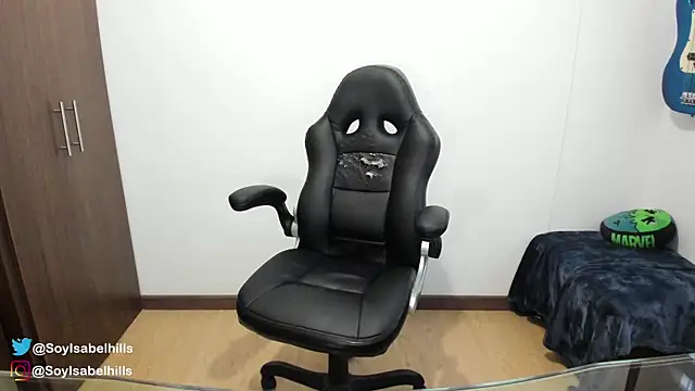 isabelhills online show from 20, 11, 2025