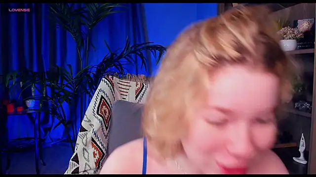 Snapshot of PollyHathor chatting on 10, 1, 2025 PollyHathor online show from 10, 1, 2025