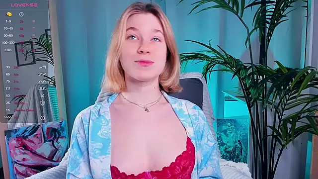 Snapshot of PollyHathor chatting on 9, 2, 2025 PollyHathor online show from 9, 2, 2025