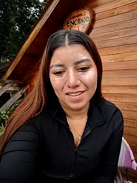 Snapshot of caro_sweett chatting on 13, 3, 2026 caro sweett online show from 13, 3, 2026