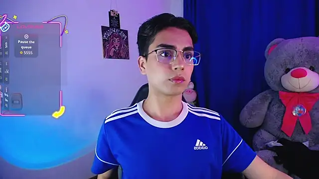 Snapshot of OwenBluee chatting on 28, 7, 2026 OwenBluee online show from 28, 7, 2026