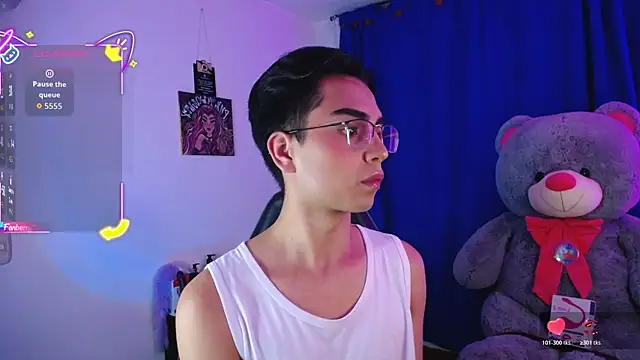 Snapshot of OwenBluee chatting on 29, 7, 2026 OwenBluee online show from 29, 7, 2026