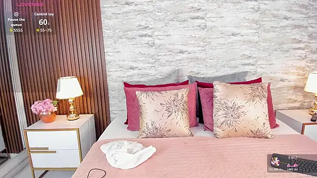 Snapshot of AndreaPink2024 chatting on 29, 10, 2025 AndreaPink2024 online show from 29, 10, 2025