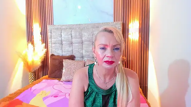 Snapshot of AnastasiaTaylor_ chatting on 18, 2, 2025 AnastasiaTaylor online show from 18, 2, 2025