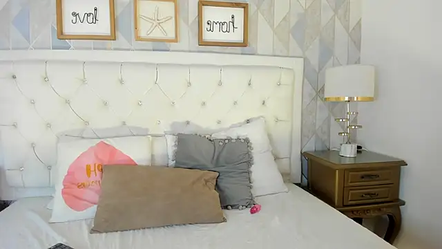 Kimberlin Cam  online show from 18, 1, 2026