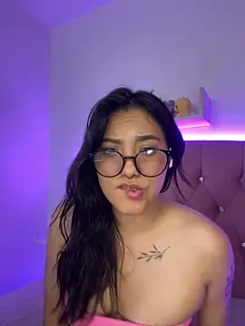 angellique 22 online show from 4, 1, 2025