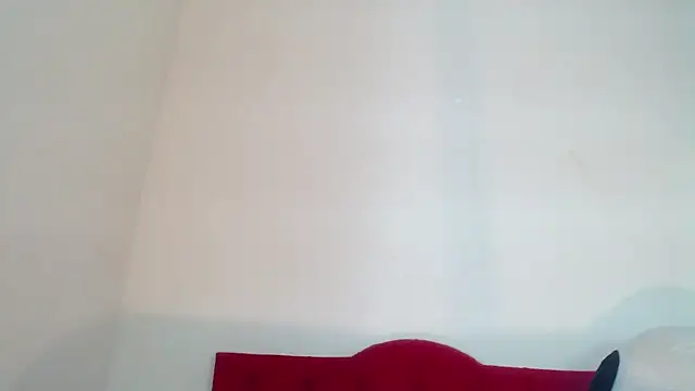 Luluu 08 online show from 28, 2, 2025