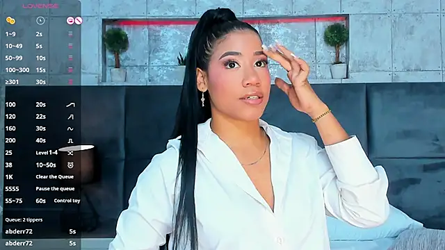 Salome Diaz  online show from 18, 2, 2025