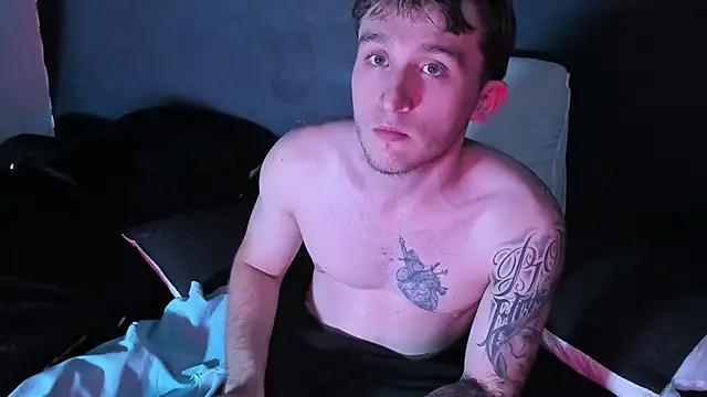 Dylanwhite23  online show from 26, 10, 2025