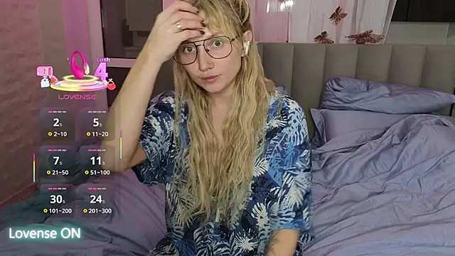 GoodGirl0024 online show from 24, 2, 2025