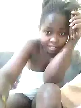 Snapshot of Sweetcecie01 chatting on 22, 3, 2025 Sweetcecie01 online show from 22, 3, 2025