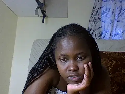 Snapshot of Sweetcecie01 chatting on 7, 10, 2025 Sweetcecie01 online show from 7, 10, 2025