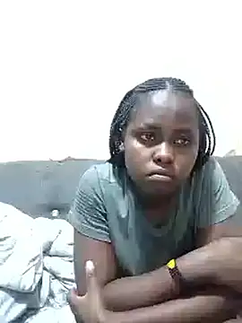 Snapshot of Sweetcecie01 chatting on 7, 10, 2025 Sweetcecie01 online show from 7, 10, 2025