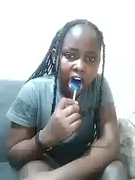 Snapshot of Sweetcecie01 chatting on 24, 10, 2025 Sweetcecie01 online show from 24, 10, 2025