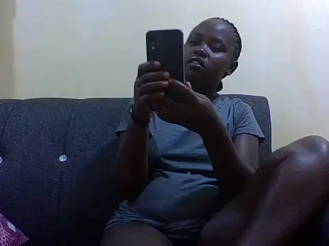 Snapshot of Sweetcecie01 chatting on 7, 1, 2026 Sweetcecie01 online show from 7, 1, 2026