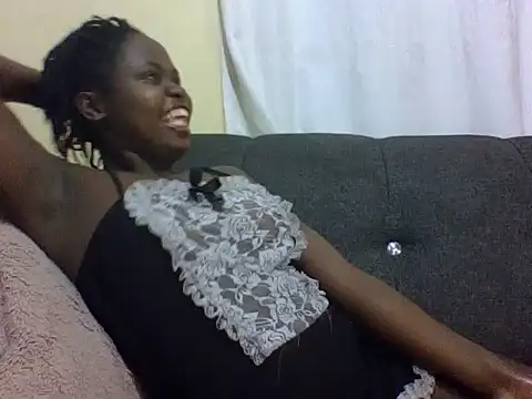 Snapshot of Sweetcecie01 chatting on 8, 3, 2026 Sweetcecie01 online show from 8, 3, 2026